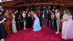 Pesona Taylor Swift Saat Premier Film The Eras Tour di Los Angeles