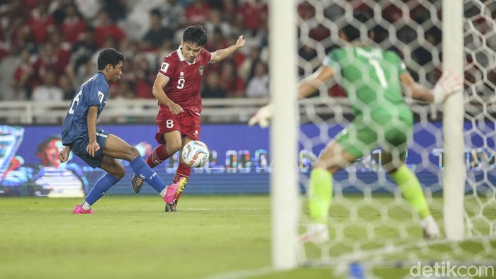 Timnas Indonesia meraih kemenangan telak atas Brunei Darussalam di Kualifikasi Piala Dunia 2026. Tim Garuda menang 6-0 dengan diwarnai hat-trick Dimas Drajad, Kamis (12/10/2023).