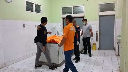 Polisi mengidentifikasi jenazah Putu B. Pria berusia 50 tahun itu meninggal dunia di Hotel Mawar, Jembrana, Bali, Rabu malam (11/10/2023).