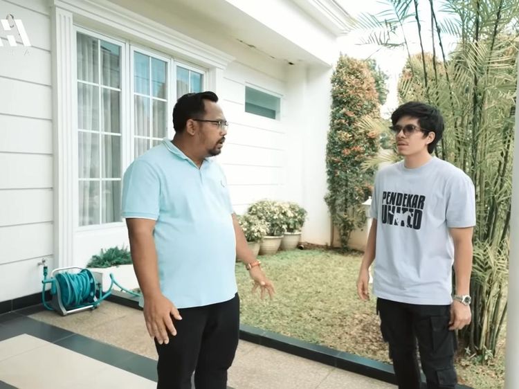 8 Potret Rumah Bedu yang Mau Dijual Rp 5,5 M