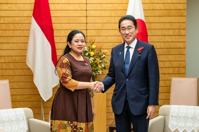 Puan melakukan bilateral meeting dengan sejumlah pejabat negeri Jepang, termasuk Perdana Menteri (PM) Jepang Fumio Kishida di Tokyo, Selasa (10/10).