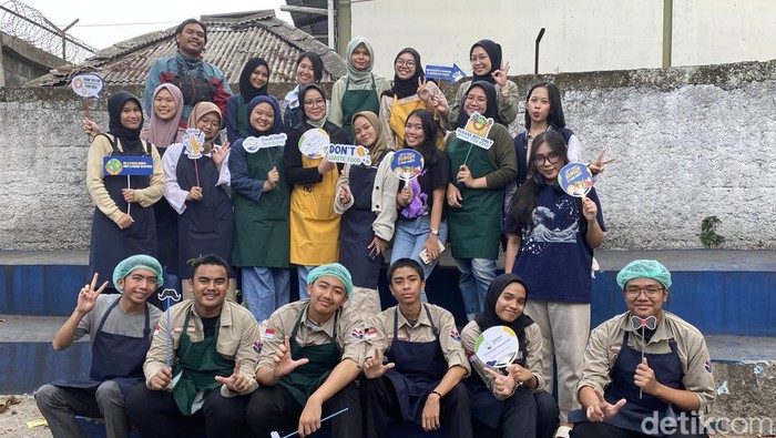 Relawan Food Bank Bandung