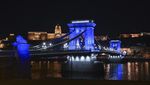 Sejumlah Negara Pendukung Israel Nyalakan Cahaya Putih Biru