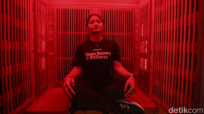 Alat sauna infra red dipamerkan dalam Fitness Recovery dan Wellness. Alat ini diklaim dapat menurunkan obesitas.