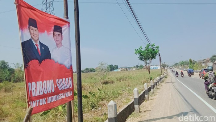 Spanduk Prabowo dan Gibran di Klaten, Kamis (12/10/2023).