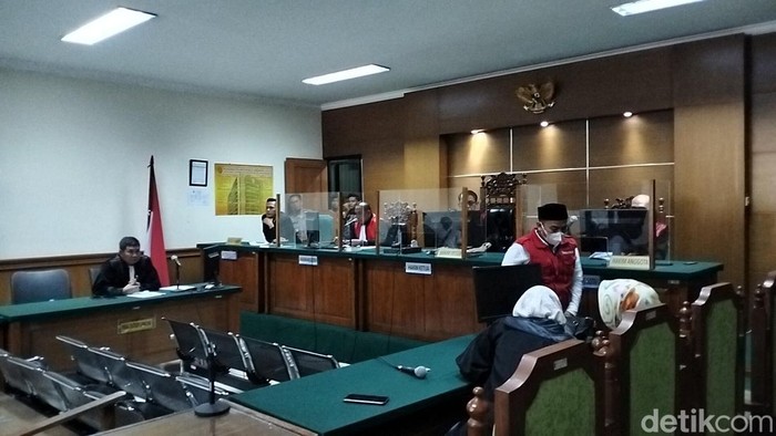 Suhendi, mantri penyuntik mati kades di Banten divonis 6 tahun penjara (Bahtiar/detikcom)