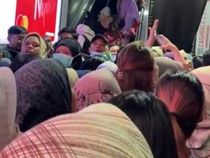 Penumpang Membeludak di Stasiun Sudirman Viral, Ini Kata KCI