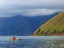 Cerita Rakyat Tentang Terbentuknya Pulau Samosir dan Danau Toba