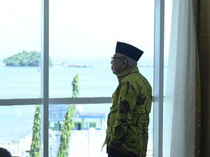 Rapat Penting dengan Jokowi di Balik Maruf Mendadak Pulang ke Jakarta