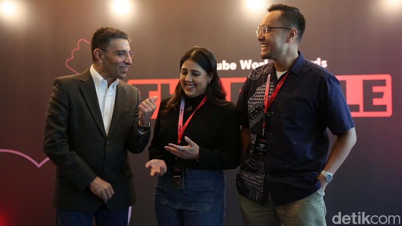 Sebanyak 110 juta orang Indonesia nonton YouTube setiap hari. Hal itu disampaikan dalam konferensi pers YouTube Works Awards 2023 di Jakarta.