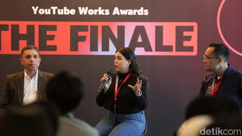 Sebanyak 110 juta orang Indonesia nonton YouTube setiap hari. Hal itu disampaikan dalam konferensi pers YouTube Works Awards 2023 di Jakarta.