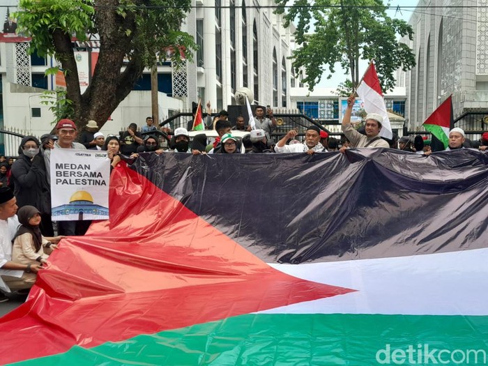 Aksi soildaritas untuk Palestina di Medan