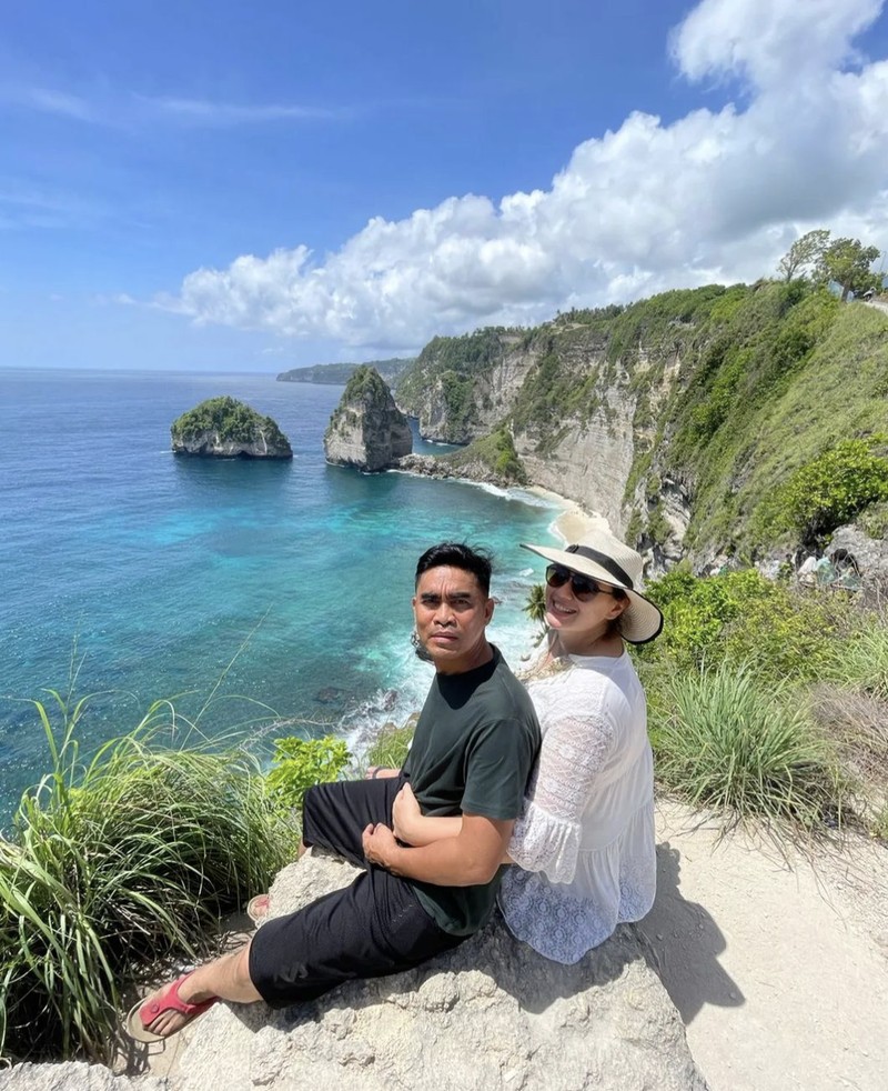 Catherine Wilson Hobi Makan Bareng Keluarga dan Sahabat, Intip Momennya