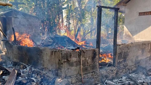 Dapur warga di Banjar Dinas Lebah, Desa Datah, Karangasem hangus terbakar, Jumat (13/10/2023). (istimewa)
