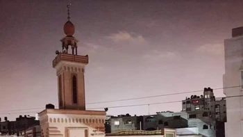 Masjid Al Sousi di kamp pengungsi Shati. Foto: Mahmud Hams/Agence France-Presse