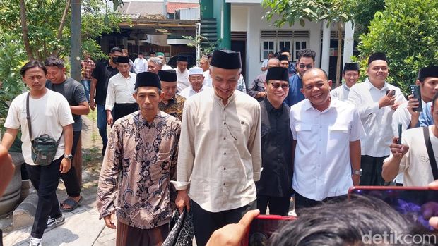 Ganjar Pranowo saat berkunjung ke Pesantren Al-Hikam Kota Malang.