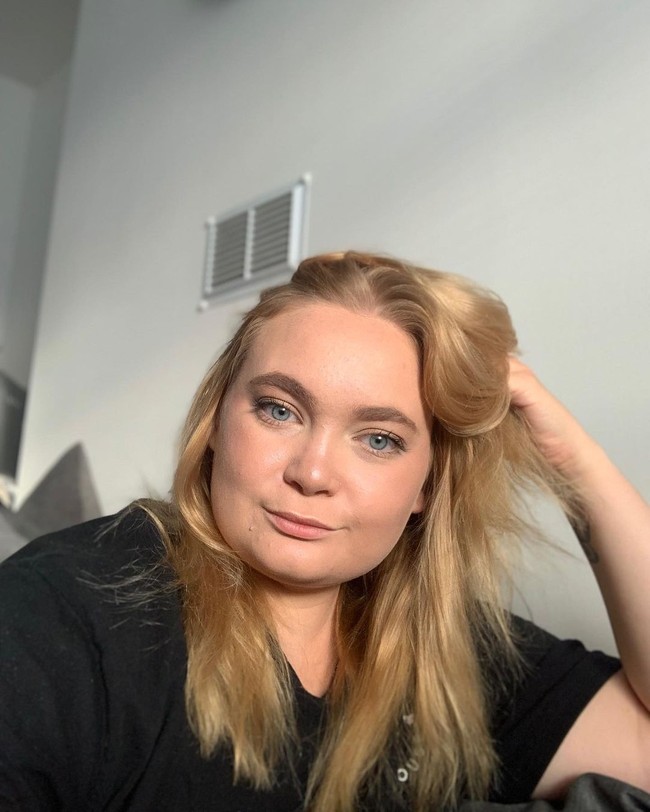 Jess Smith dikenal sebagai bayi matahari Teletubbies yang ikonik di era akhir 90an. Meski kehadirannya tidak terlalu banyak, penampilan Jess tentu diingat bahkan sampai sekarang. Foto: Instagram @j.smith_1995