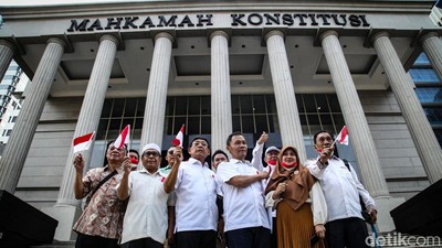 Ke MK, Relawan Jokowi-Kader Golkar Dukung Gibran Jadi Cawapres