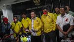 Ke MK, Relawan Jokowi-Kader Golkar Dukung Gibran Jadi Cawapres