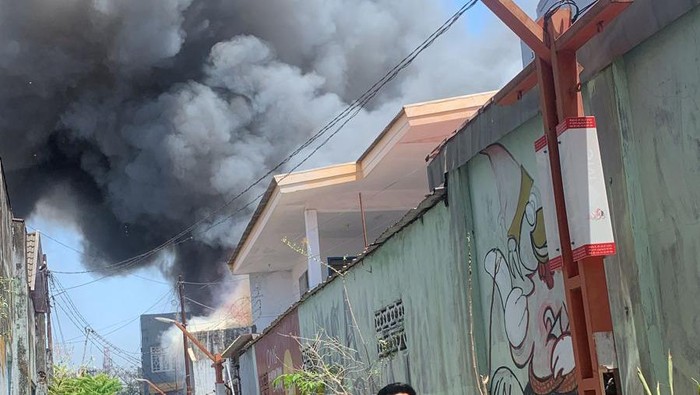 Kebakaran di Jalan Serigala, Makassar, Sulsel.