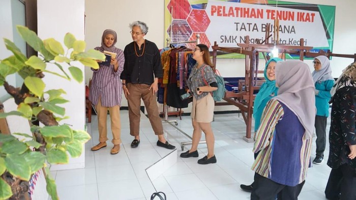 Ketua Dekranasda Kota Kediri Ferry Silviana Abu Bakar