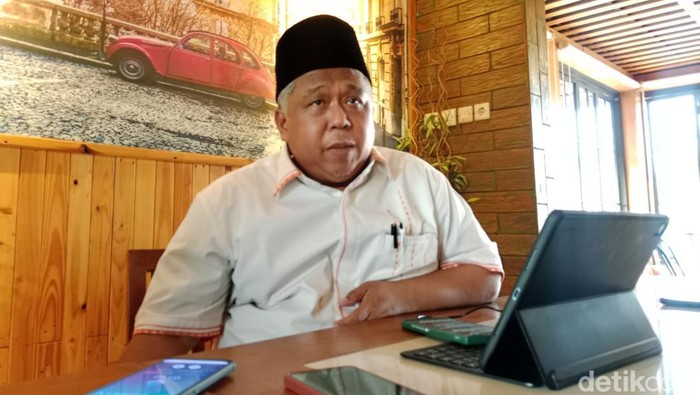 Ketua PKS Jatim Irwan Setiawan