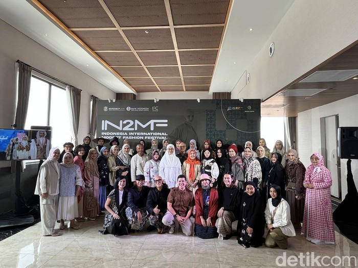 Kick-off Indonesia International Modest Fashion Festival (IN2MF) 2023 akan digelar pada 25-29 Oktober 2023 di JCC, Jakarta Pusat