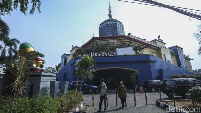 Kilau Pusat Batu Akik Rawa Bening yang Kian Meredup Kilau Pusat Batu Akik Rawa Bening yang Kian Meredup