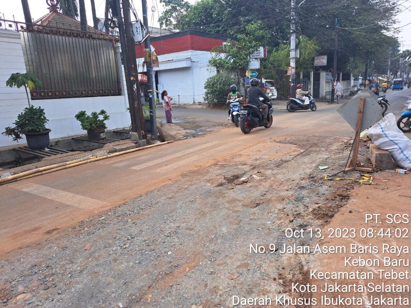 Kondisi galian proyek drainase di Jl Asem Baris, Tebet, Jaksel, 13 Oktober 2023. (Dok. Dinas SDA DKI)