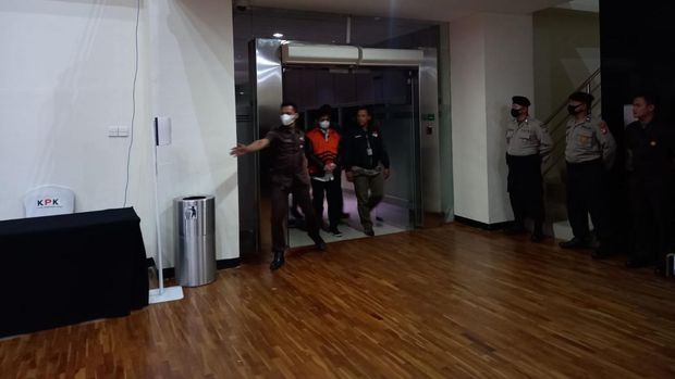 Konferensi pers penahanan tersangka terkait dugaan pemerasan dan penerimaan gratifikasi di KEMENTAN. (CNBC Indonesia/Arrijal Rachman)