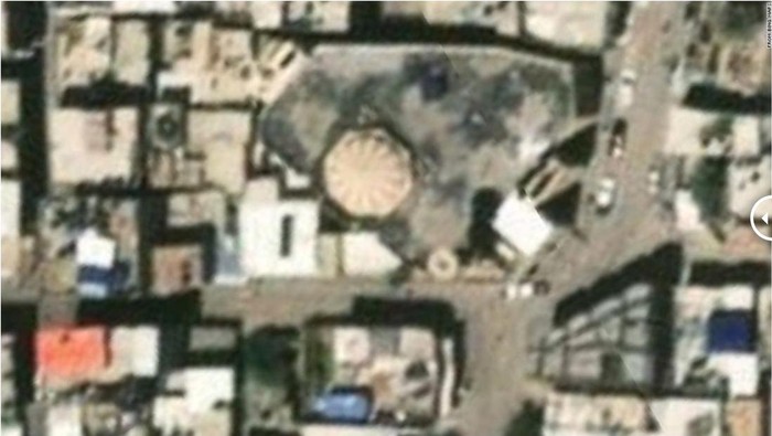 Masjid Al Gharbi sebelum terkena serangan Israel/Tangkapan Layar Citra Satelit via CNN