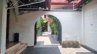 Hotel Airlangga telah ada sejak tahun 70-an.