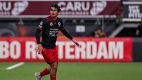 Ini dia Nathan Tjoe-A-On, pemain Timnas Indonesia yang menjadi bek asal Belanda yang berdarah Semarang. Foto: Instagram/nathantjoeaon