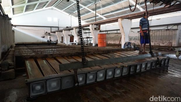 Pabrik es batu di Mojokerto kebanjiran order saat cuaca panas ekstrem