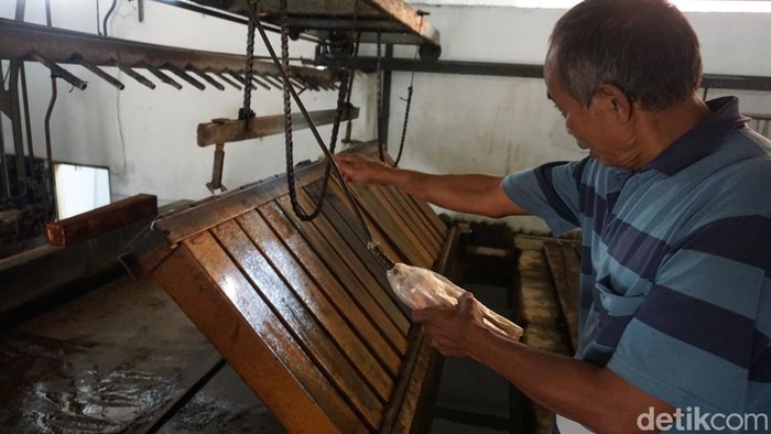 Pabrik es batu di Mojokerto kebanjiran order saat cuaca panas ekstrem