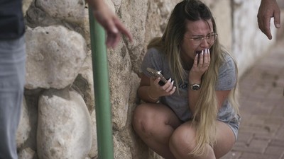 Panik Warga Israel Saat Hamas Menyerang