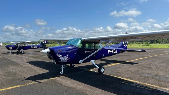 Pesawat Cessna yang bisa digunakan untuk menikmati Cirebon lewat udara