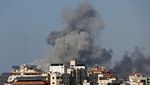 Potret Bom-bom Israel Hantam Gedung-gedung di Gaza