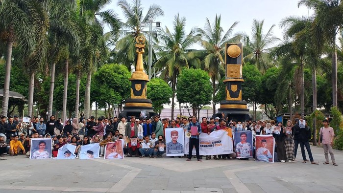 Ratusan pemuda-pemudi di Jember deklarasi dukung Gibrn jadi wapres 2024