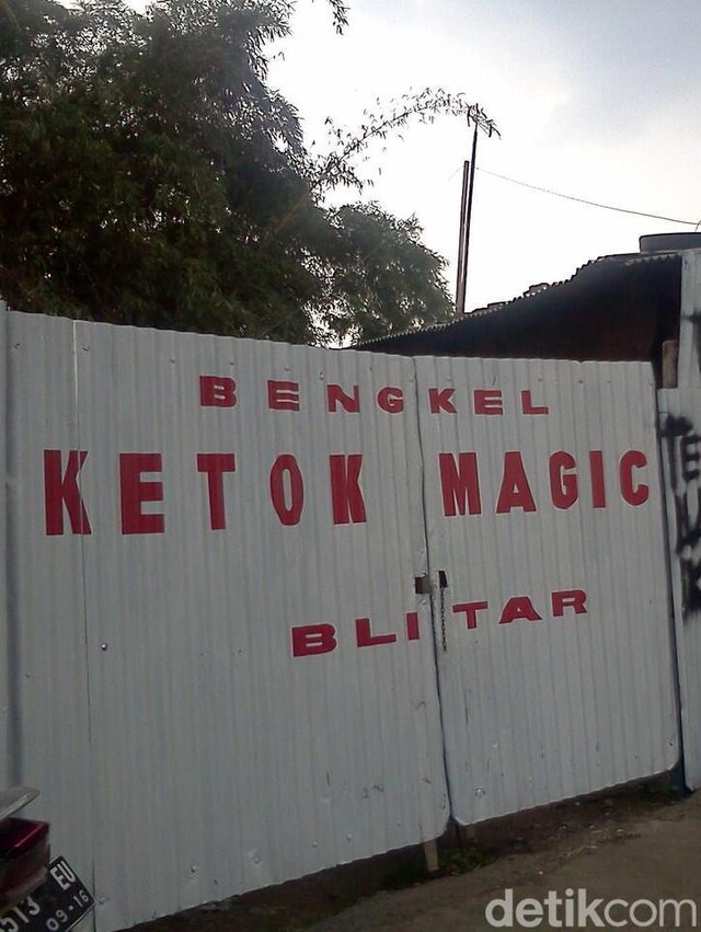 Asal-usul Ketok Magic