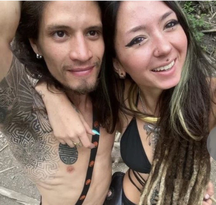 Shani Louk & kekasih