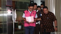 Sebagaimana diketahui, dalam kasus korupsi BTS 4G ini, telah ada 12 tersangka. Beberapa di antaranya telah disidangkan. Dengan bertambahnya tersangka Edward Hutahean, maka kini jumlah tersangka kasus korupsi BTS Kominfo menjadi 13 orang.