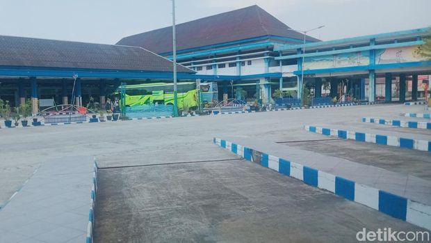 Suasana di Terminal Ir Soekarno, Klaten, Jumat (13/10/2023) siang.