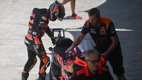 Hasil latihan bebas pertama MotoGP Mandalika dipimpin Rider Pramac Jorge Martin. Duo Aprilia, Maverick Vinales & Aleix Espargaro, di posisi 2-3.  