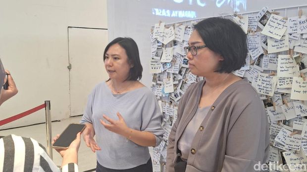 Veronica Adesla dan Kantiana Taslim, psikolog klinis dan co-founder Ohana Space diwawancarai di Jakarta Selatan, Jumat (13/10/2023)