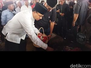 Anies Kenang Politikus PDIP Gembong Warsono: Kritis tapi Komunikasi Tetap Baik
