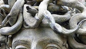 Patung Medusa di Villa Hadrian, Tivoli (abad ke-2 M). Foto: FB/History Archaeology People