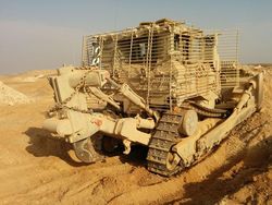Wujud Sangar Buldoser Monster Milik Israel Tak Tembus Senjata