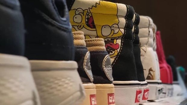 Deretan sepatu yang sudah dicuci.