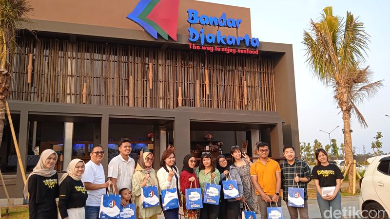 Seru! Foodies Pilih Seafood Segar di Pasar Ikan dan Cicip Hidangan Mantul